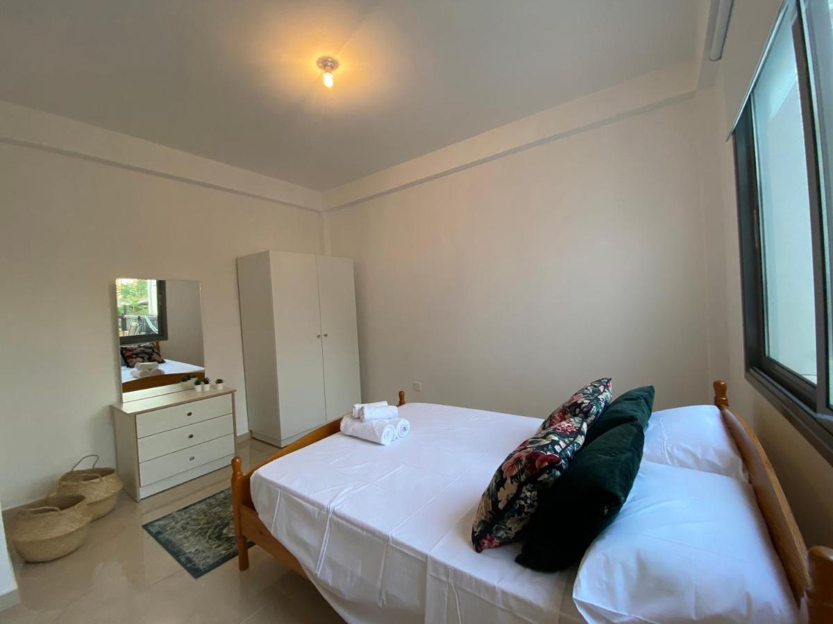 Central Suites Perikleous 53 Down Town Nicosia By Platform 357 Exteriör bild